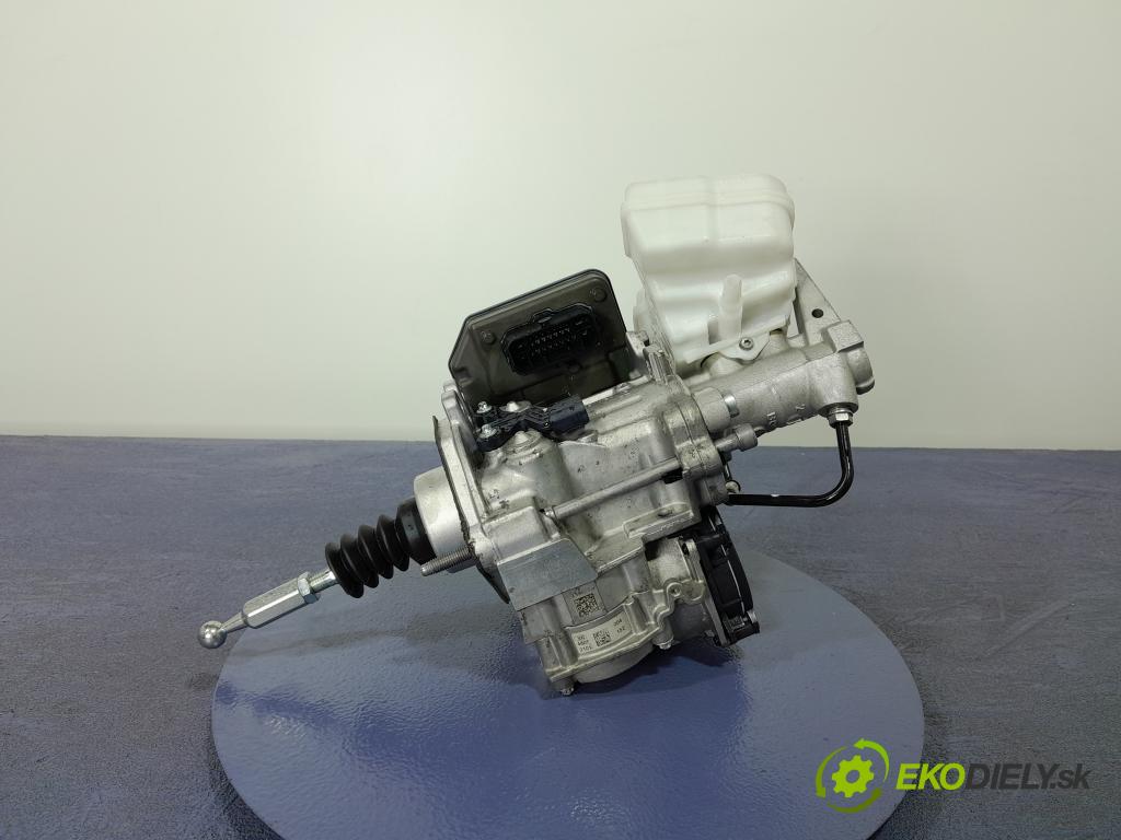 Audi Q7 2021 servo Brzdní: 4M0614105T