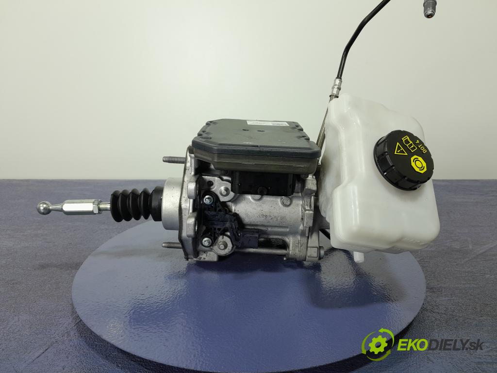 Audi Q7 2021 servo Brzdní: 4M0614105T