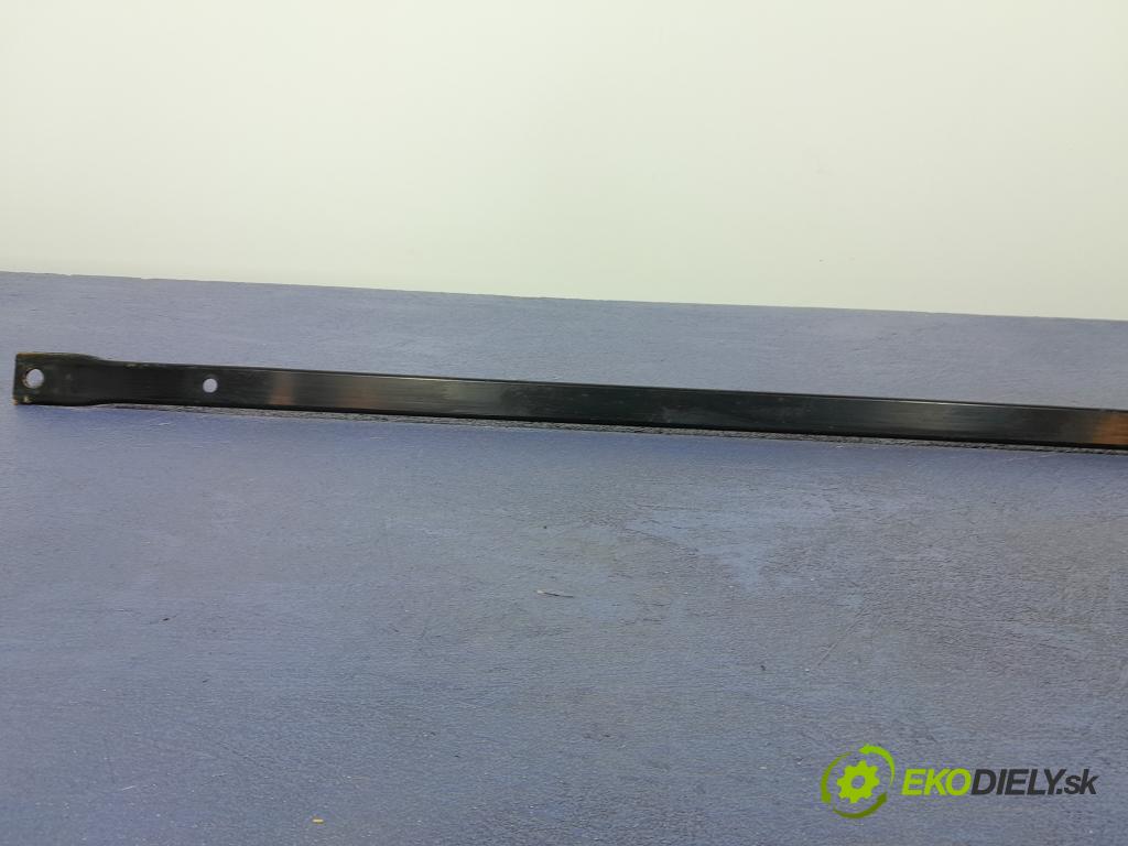 Audi Q7 2021 výztuha narazník před 4M0803228A
