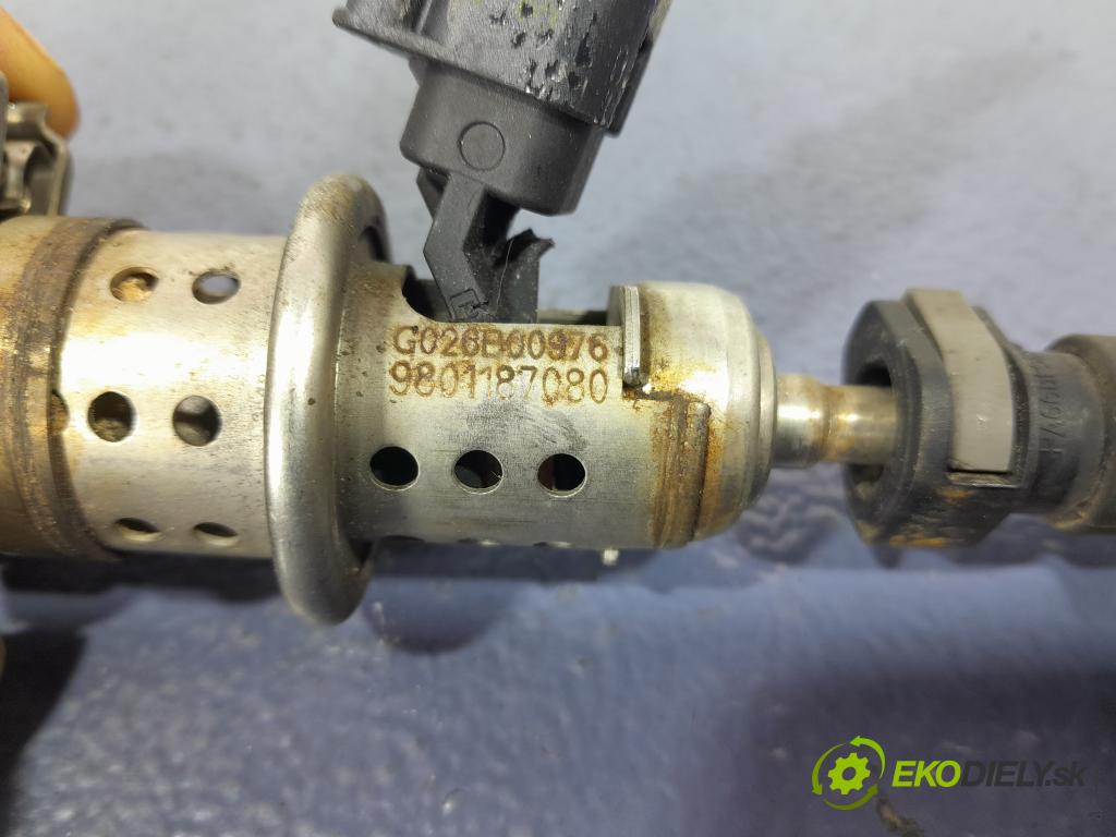 Citroen C4 2016 vstrek 9801187080