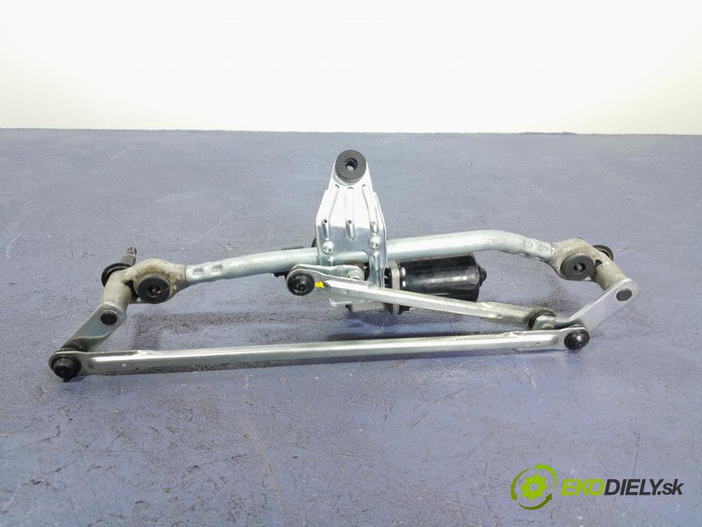 Audi Q2 2020 mechanizmus motor: Stierače: Predné 81B955119