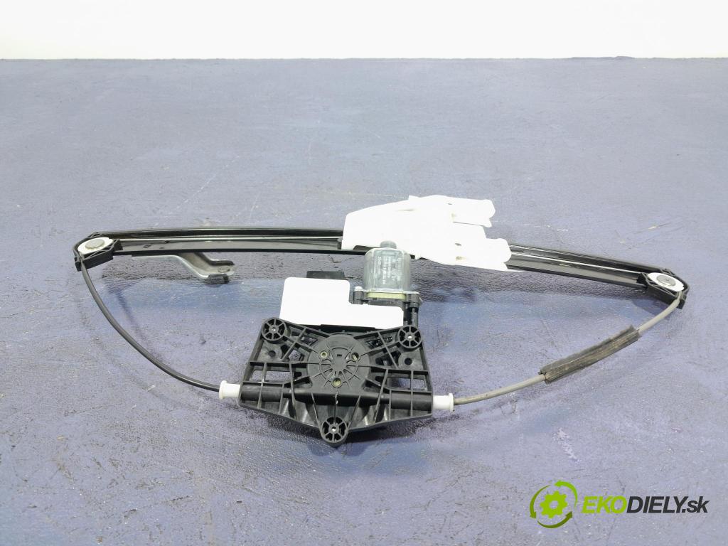 Audi Q2 2020 mechanismus stahování Sklenka: Zad: v pravo: 81A839462