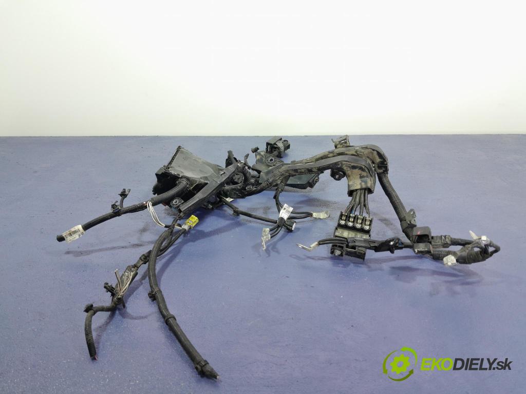 Toyota Corolla 2021 skrinka Poistky: 82641-47050