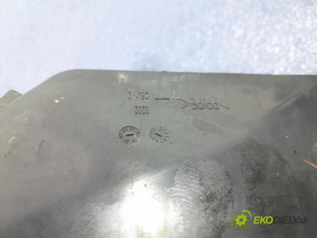 Toyota Corolla 2021 skrinka Poistky: 82641-47050