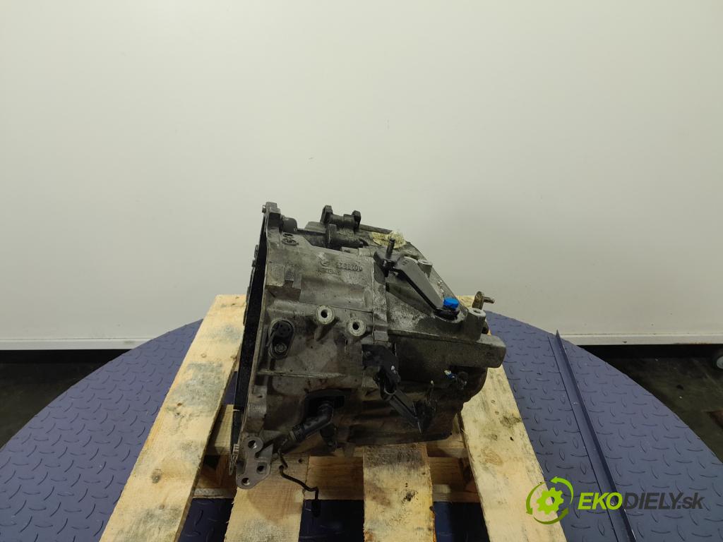 Volvo S40/V40 2003 prevodovka Výbava: Manualna M56L2 30616141