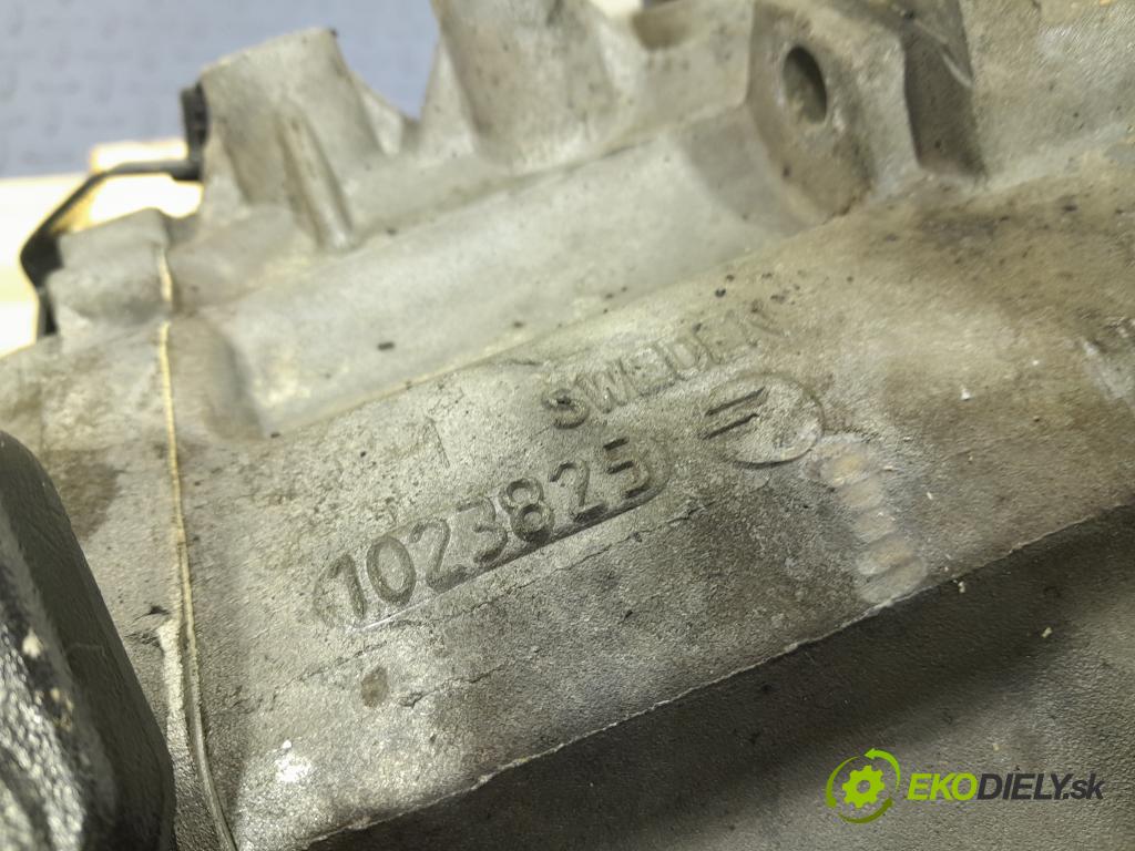 Volvo S40/V40 2003 prevodovka Výbava: Manualna M56L2 30616141