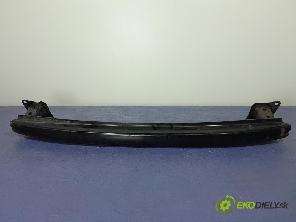 Skoda Octavia 2008 výztuha narazník Zad: 01