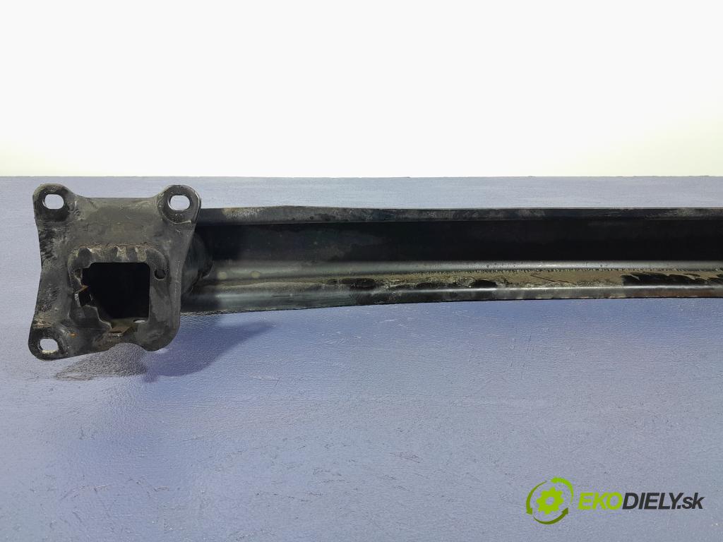 Skoda Octavia 2008 výztuha narazník Zad: 01