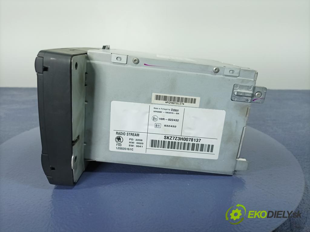 Skoda Octavia 2008 Radio I Navigácia: 1Z0035161C
