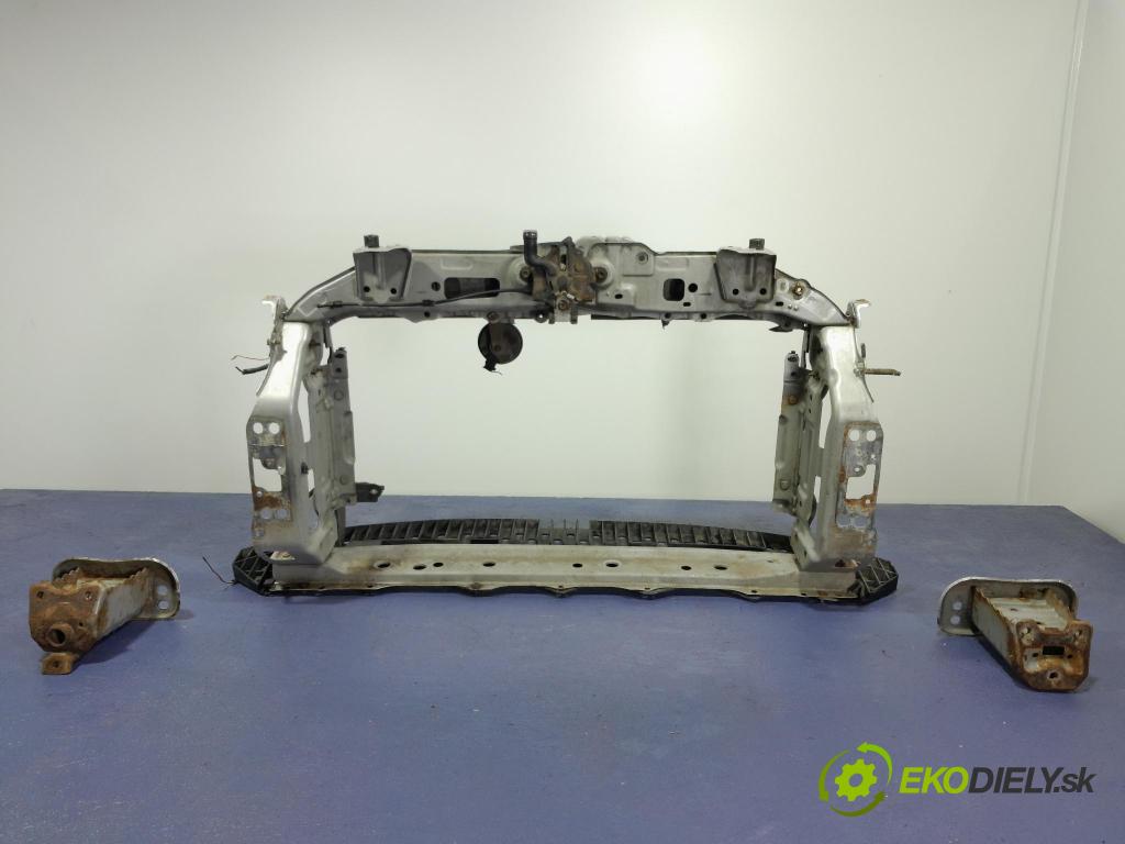 Toyota Yaris 2008 výztuha Čelní / stěna Přední 01