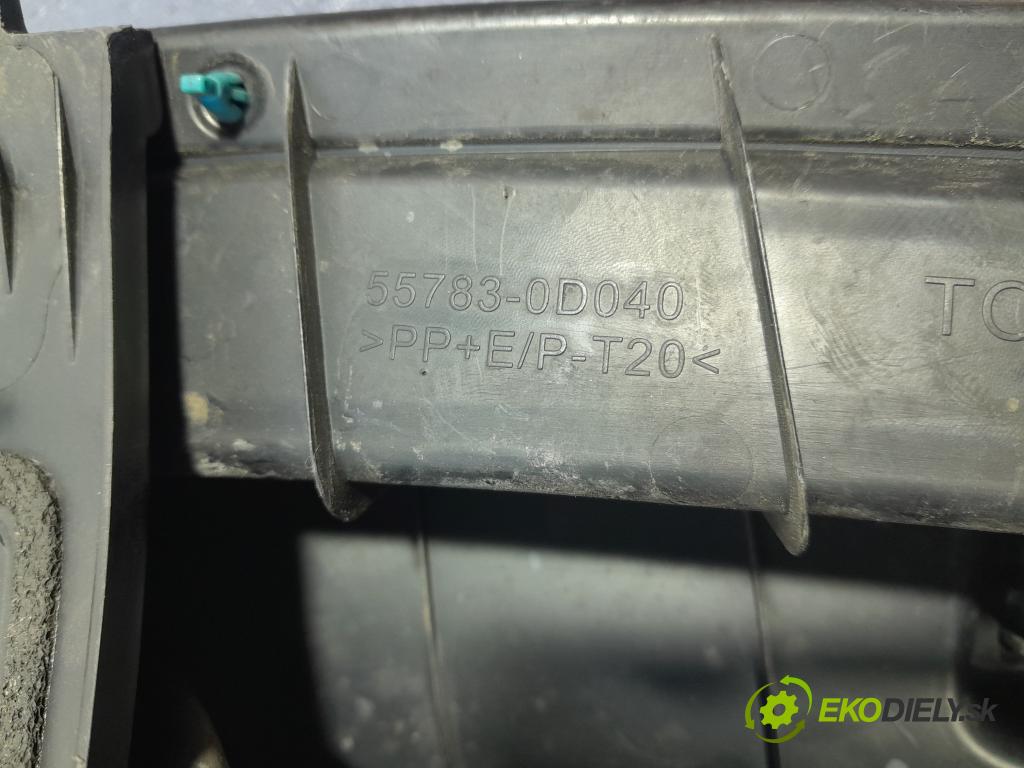 Toyota Yaris 2008 torpédo 55781-0D100