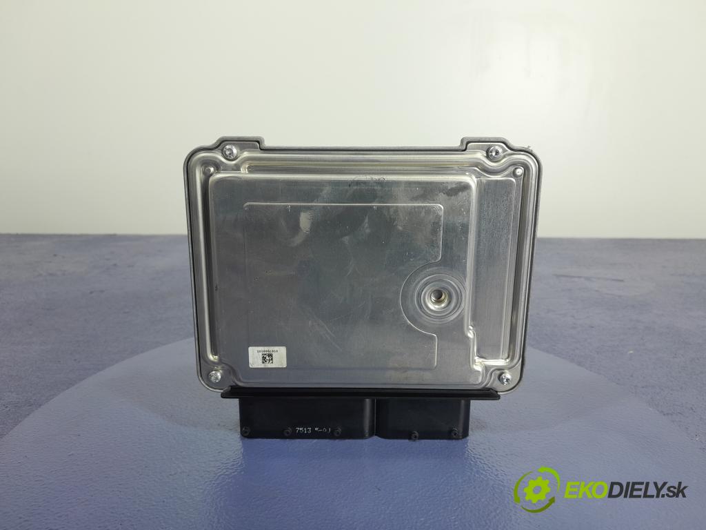 Audi A5 2014 riadiaca jednotka Motor: 03L906018SK