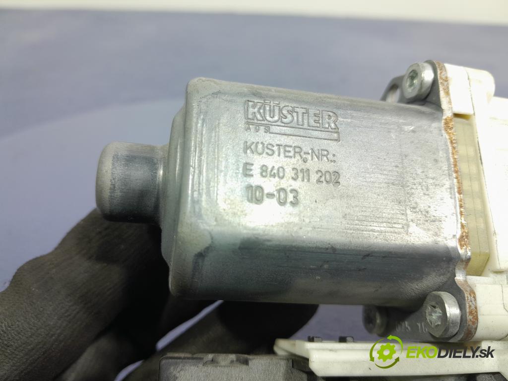Audi A3 2009 mechanizmus okna Okná: Predné v pravo: 8P0959802N