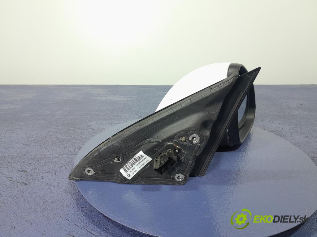 Opel Insignia 2011 zrkadlo Správny: 13329081