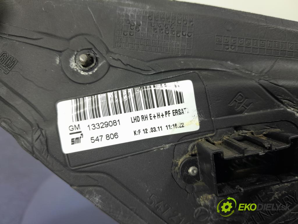 Opel Insignia 2011 zrkadlo Správny: 13329081