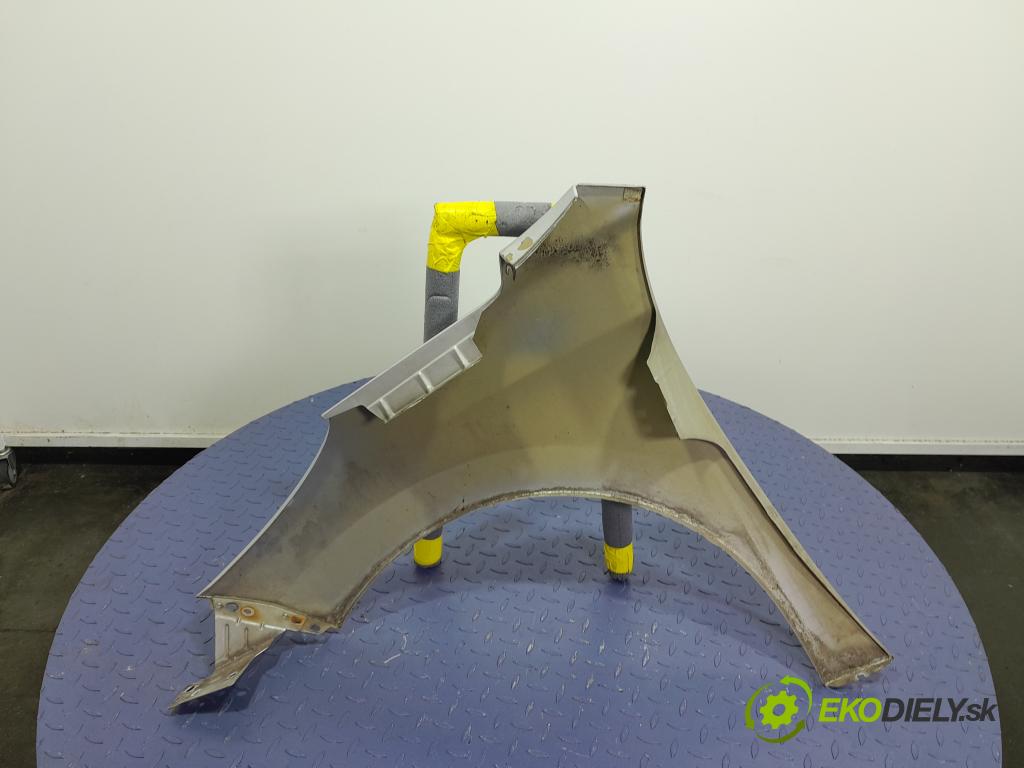 Peugeot 207 2008 blatnik před v pravo: 01