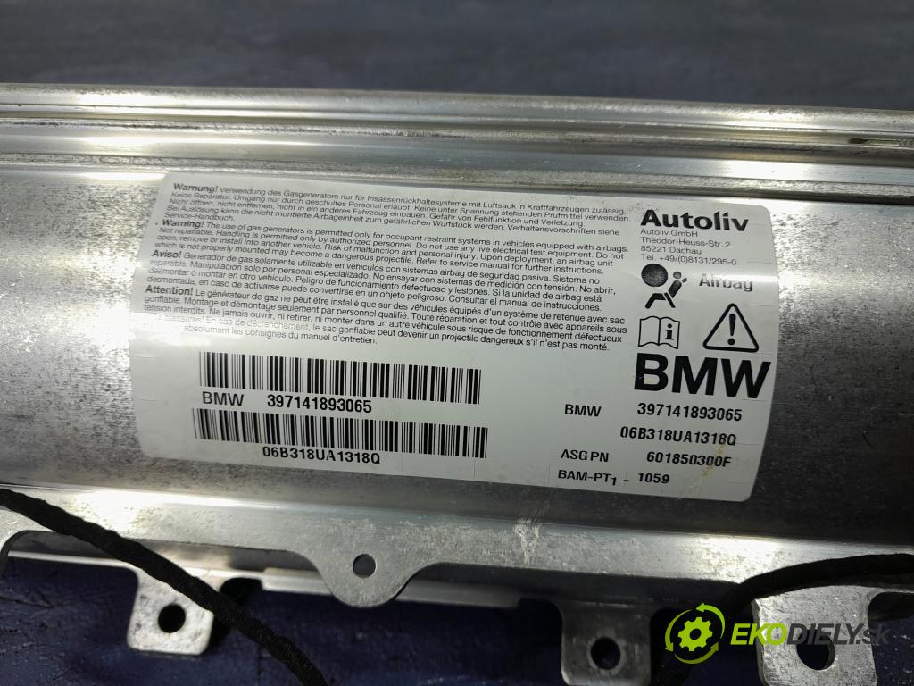 Bmw Seria 7 2006 kokpit,pristrojová doska 01