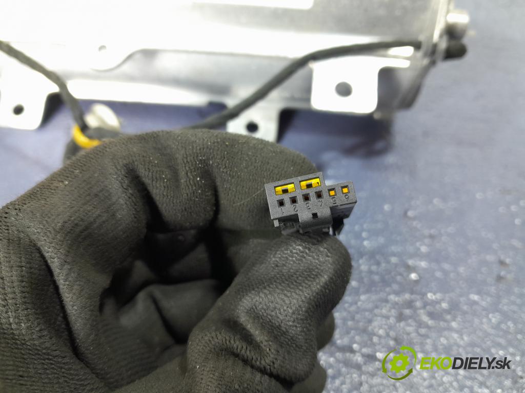 Bmw Seria 7 2006 kokpit,pristrojová doska 01