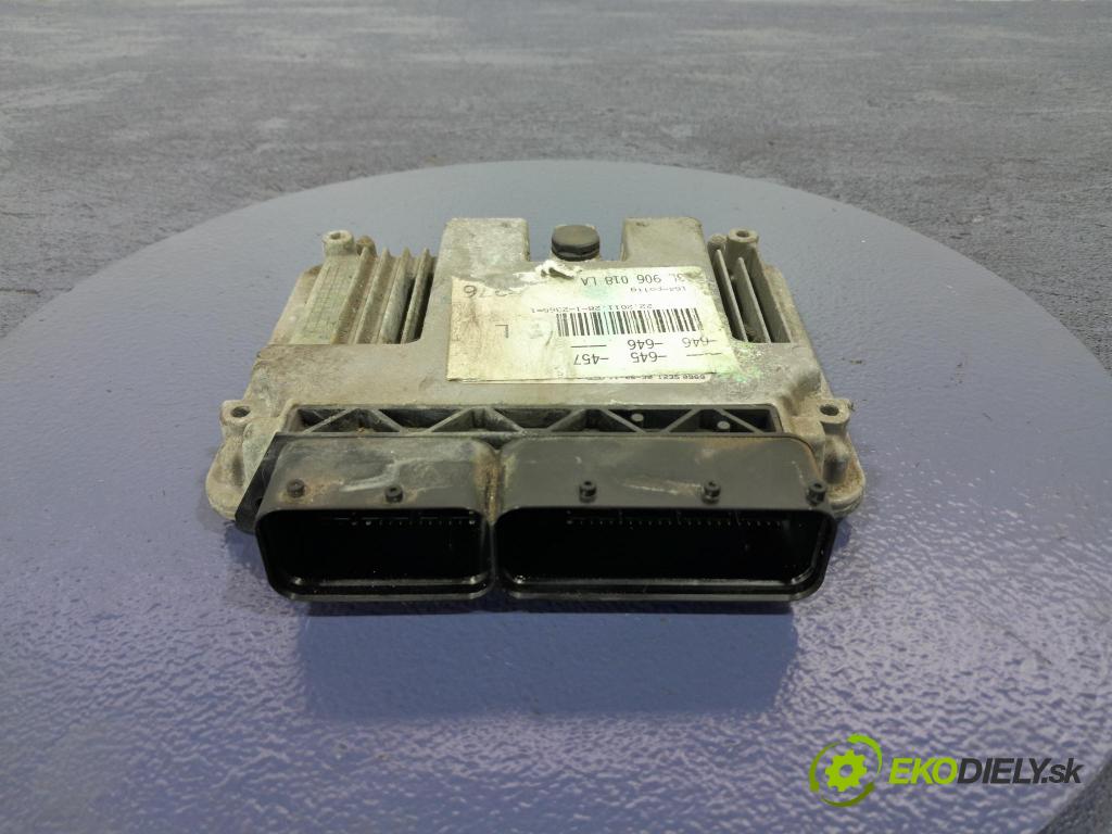 Audi A6 2011 riadiaca jednotka Motor: 03L906018LA