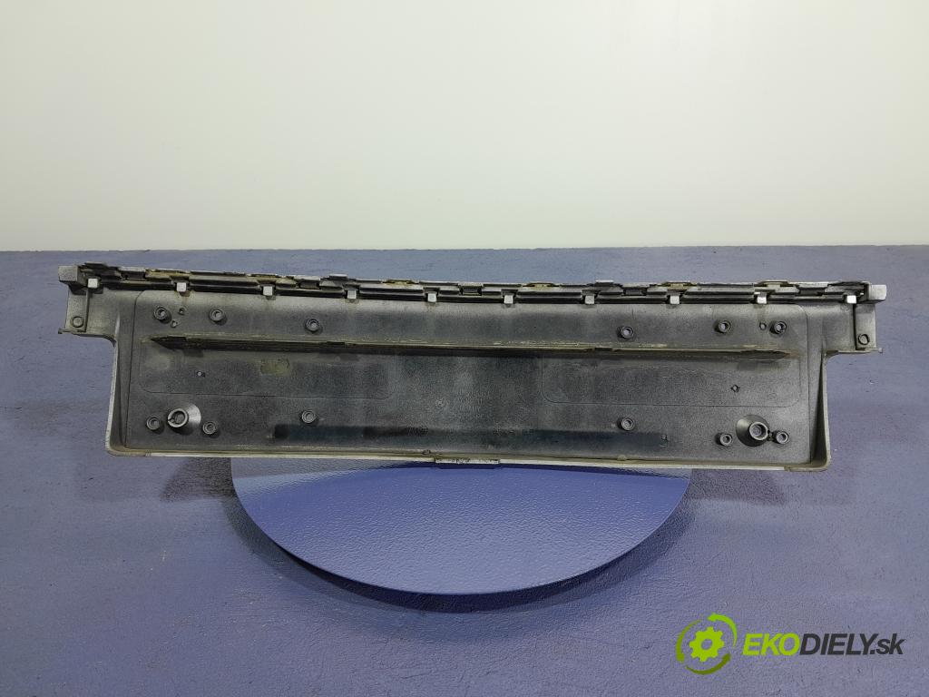 Bmw Seria 7 2006 nárazník před 7135533