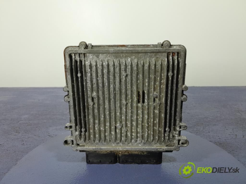 Mercedes R-klasa 2007 riadiaca jednotka Motor: A6421500477