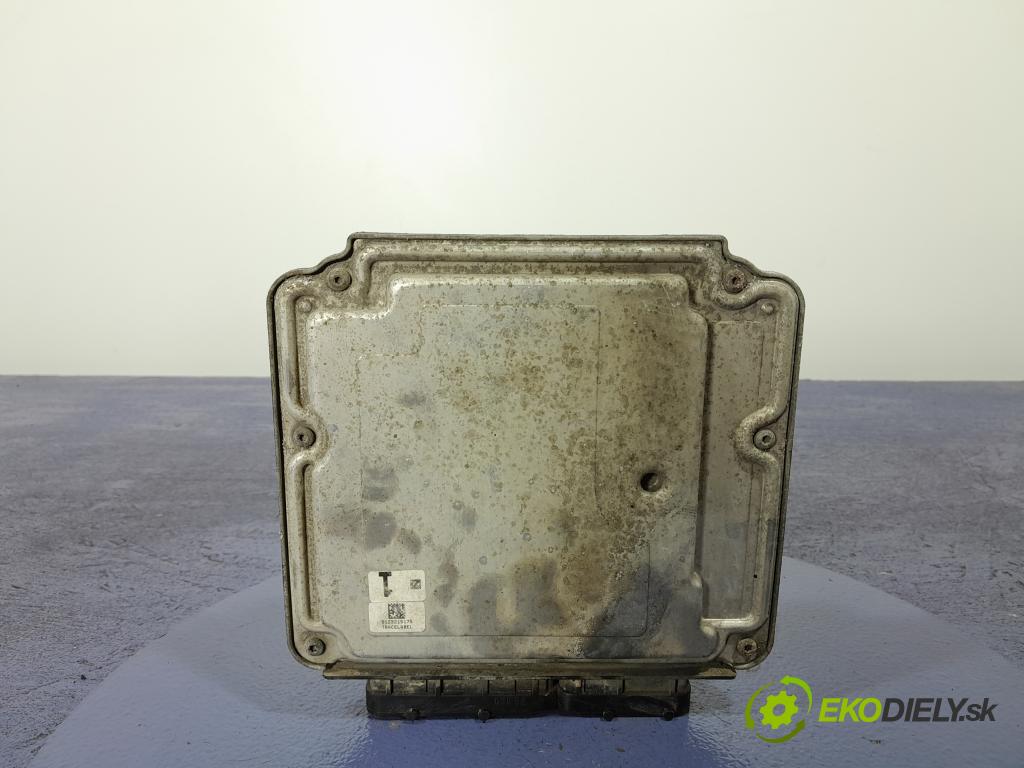 Toyota Yaris 2010 riadiaca jednotka Motor: 89661-0DC21
