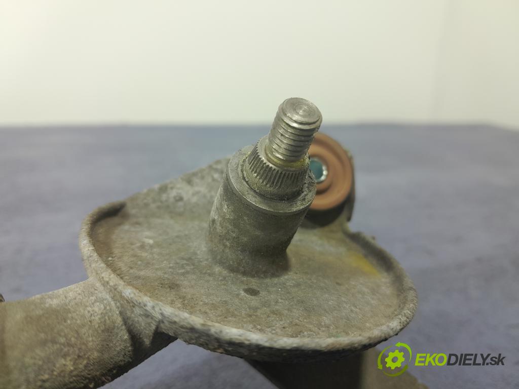 Toyota Avensis 2005 mechanizmus motor: Stierače: Predné 85110-05060