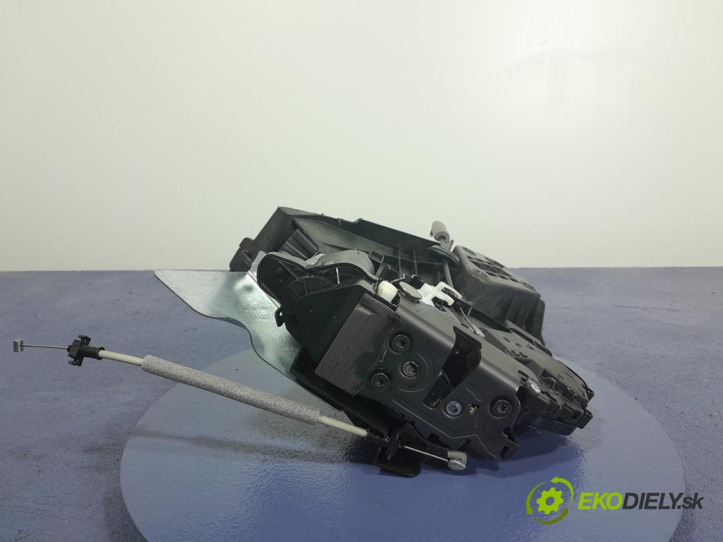Volvo Xc60 2009 zámek dveře Zad: Levý: 30799330