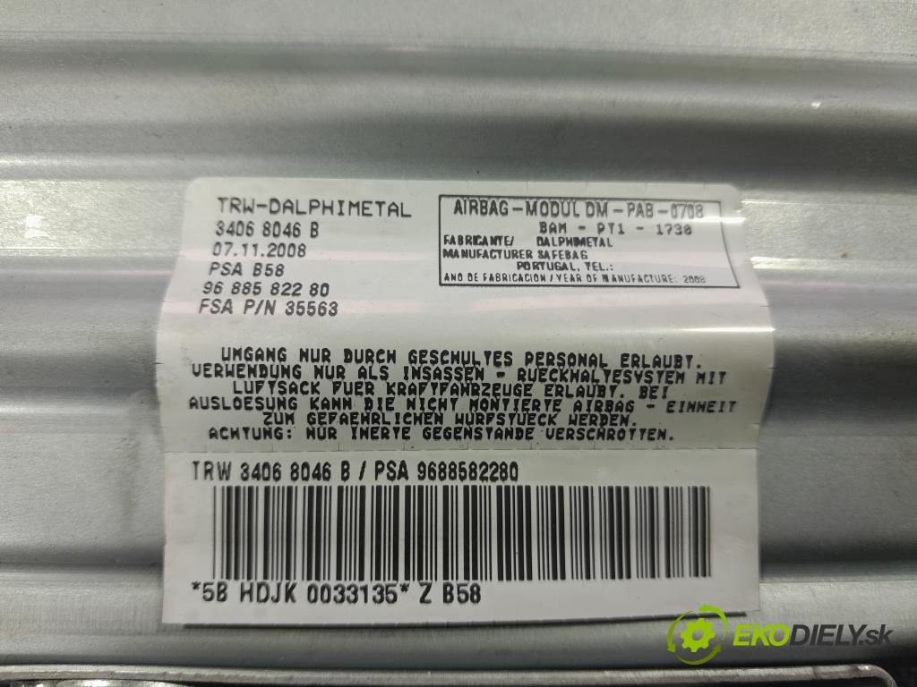 Citroen C4 picasso 2009 kokpit,pristrojová doska 9654102280