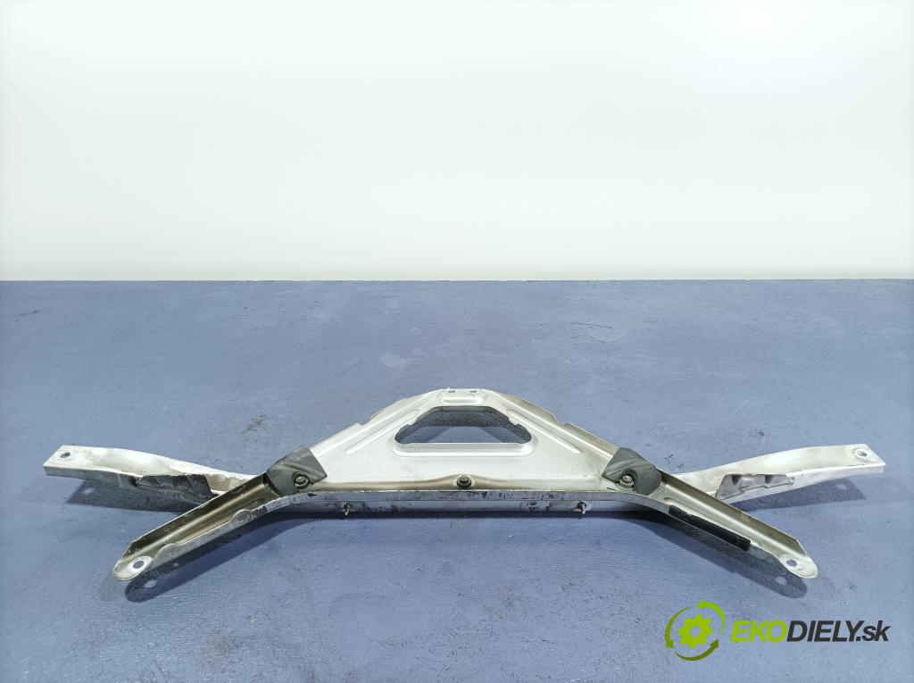 Audi Q7 2016 výztuha Čelní / stěna Přední 4M0805645B