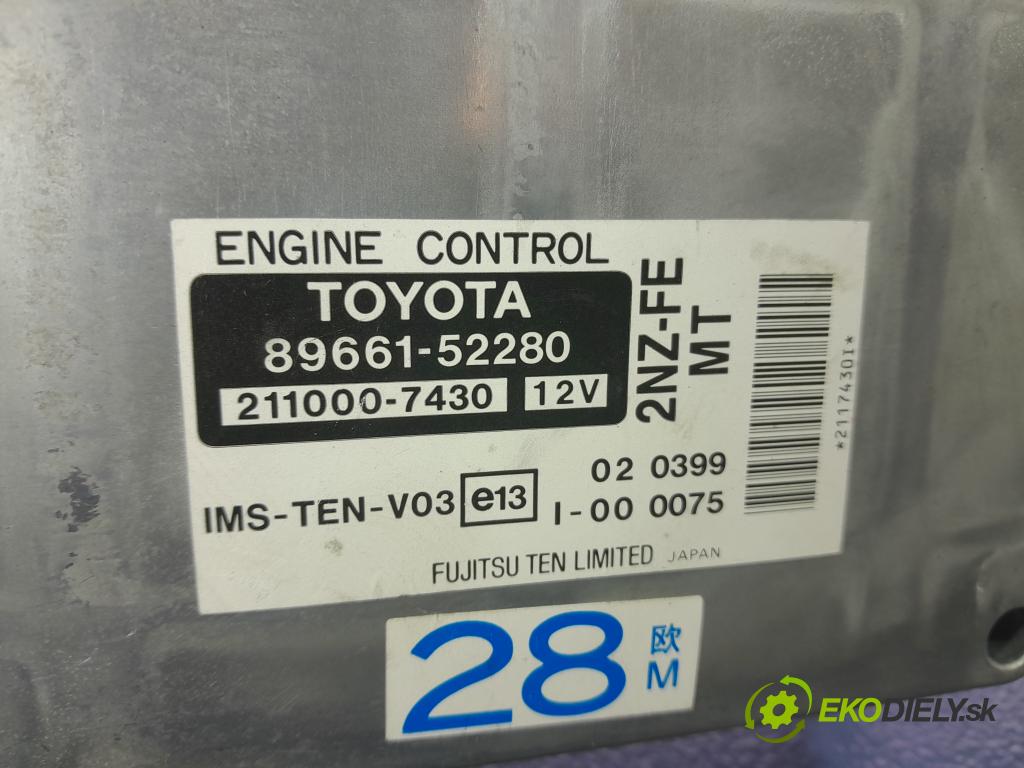 Toyota Yaris 2000 riadiaca jednotka Motor: 89661-52280