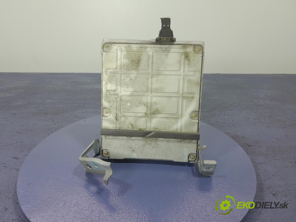 Toyota Yaris 2000 riadiaca jednotka Motor: 89661-52280