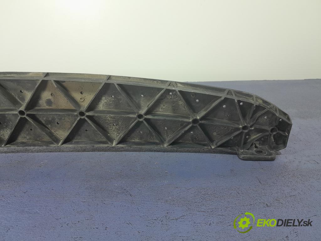 Peugeot 301 2017 výztuha narazník před 9816198380