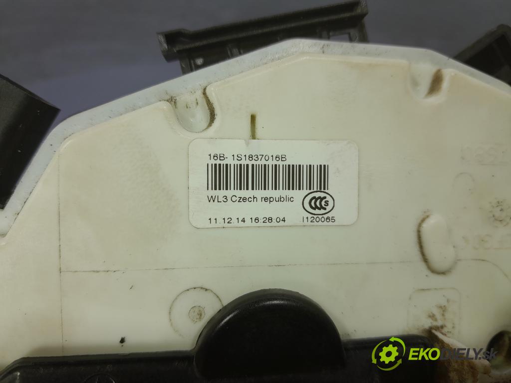 Skoda Superb 2015 zámek dveře před v pravo: 1S2837016B