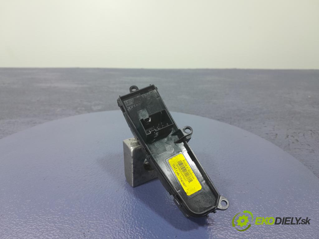 Fiat Bravo 2009 prepínač svetiel 735424857