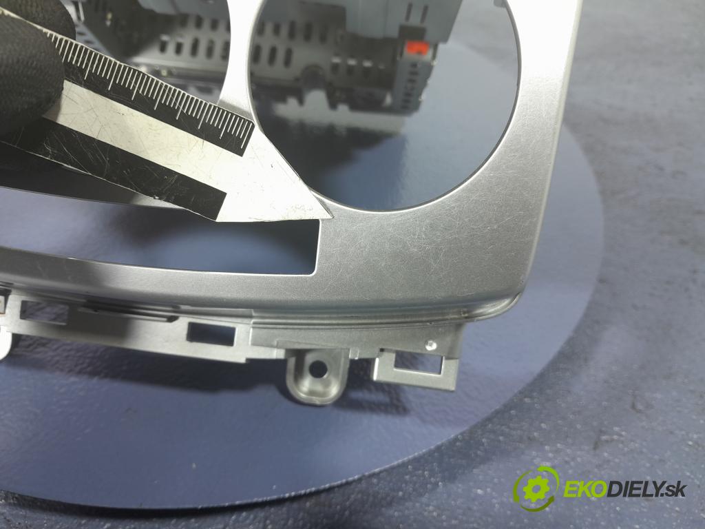 Mazda 5 2008 Radio I Navigácia: 14792026