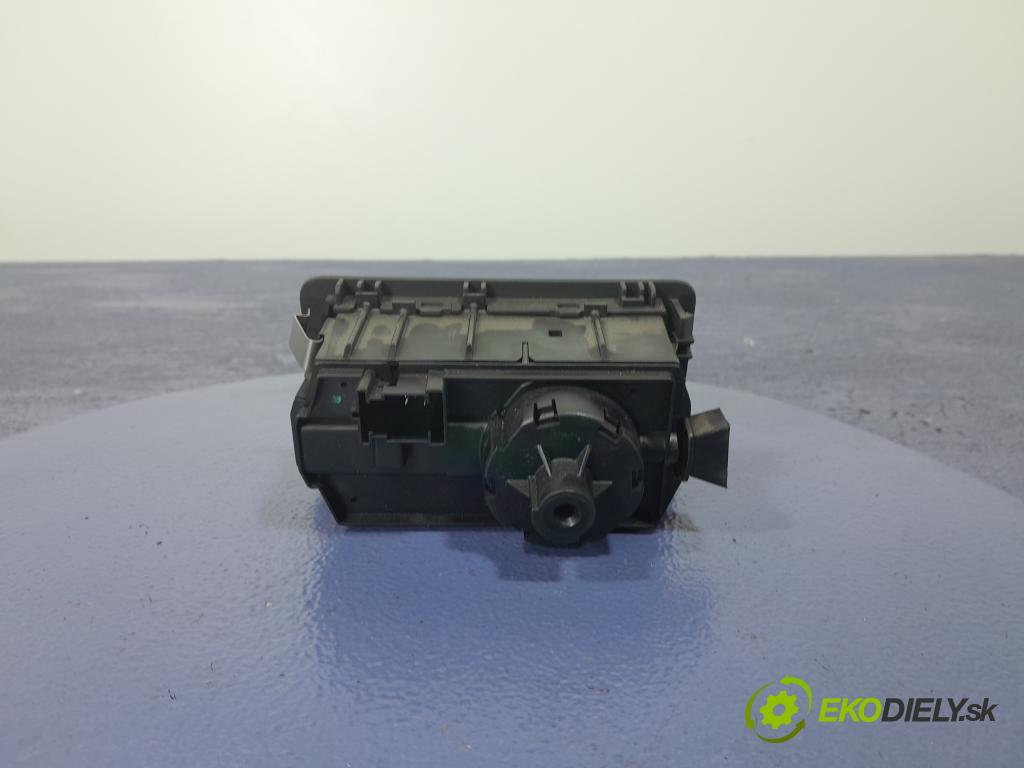 Mercedes R-klasa 2007 prepínač svetiel A2515453404