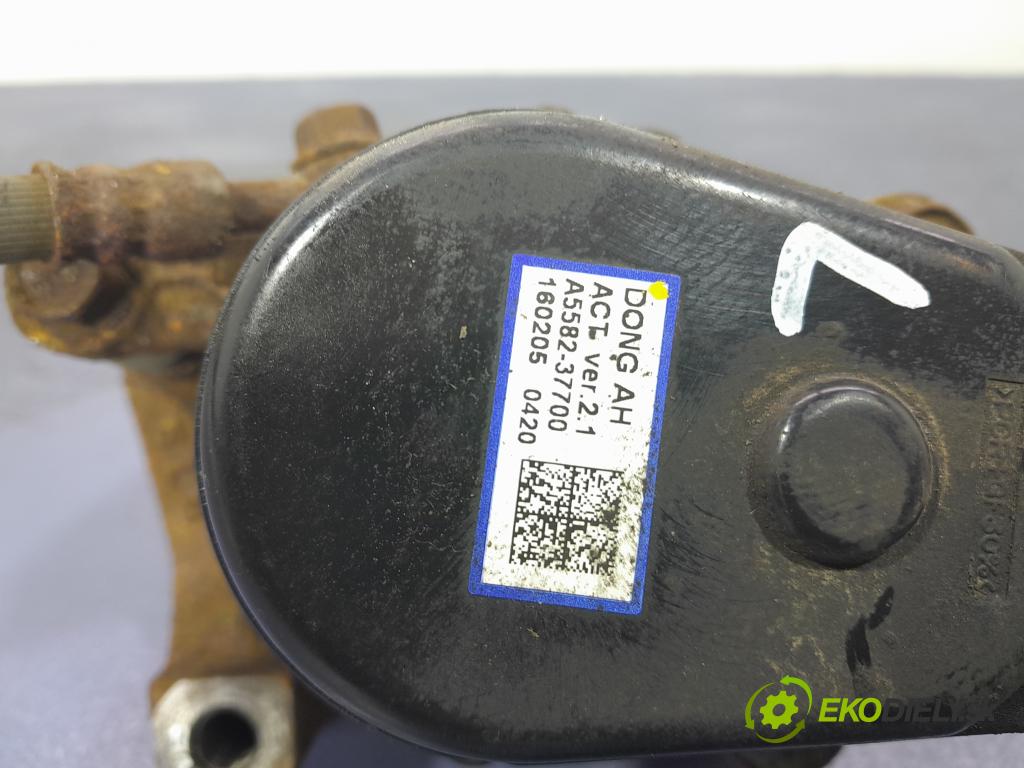 Kia Optima 2016 brzdič brzdový zad Vľavo: A5582-37700