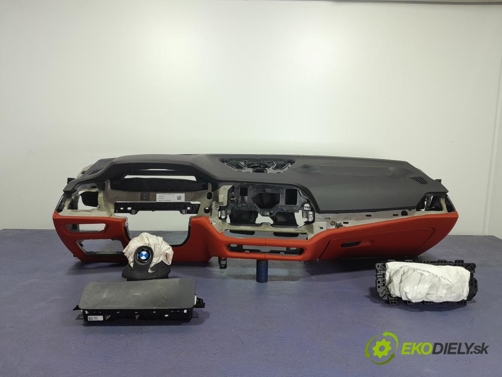 Bmw Seria 3 2022 kokpit,pristrojová doska 01