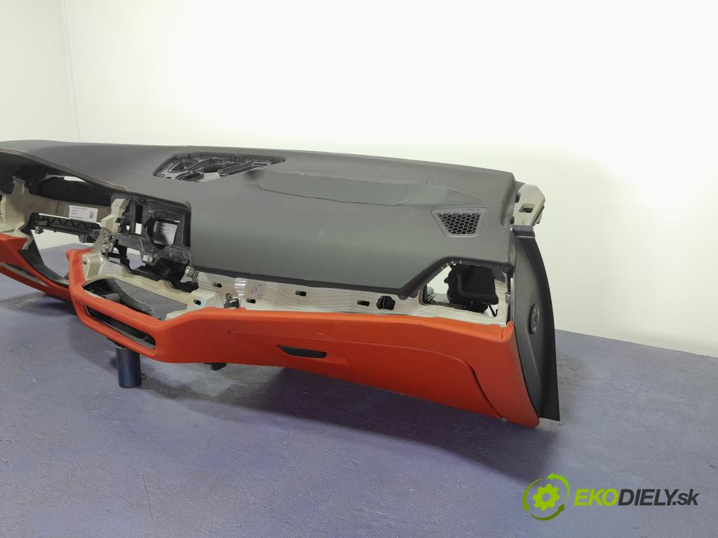 Bmw Seria 3 2022 kokpit,pristrojová doska 01