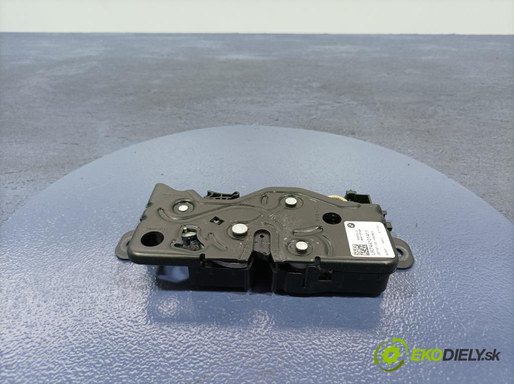 Bmw Seria 3 2022 zámek Klapky: kufr 7441014