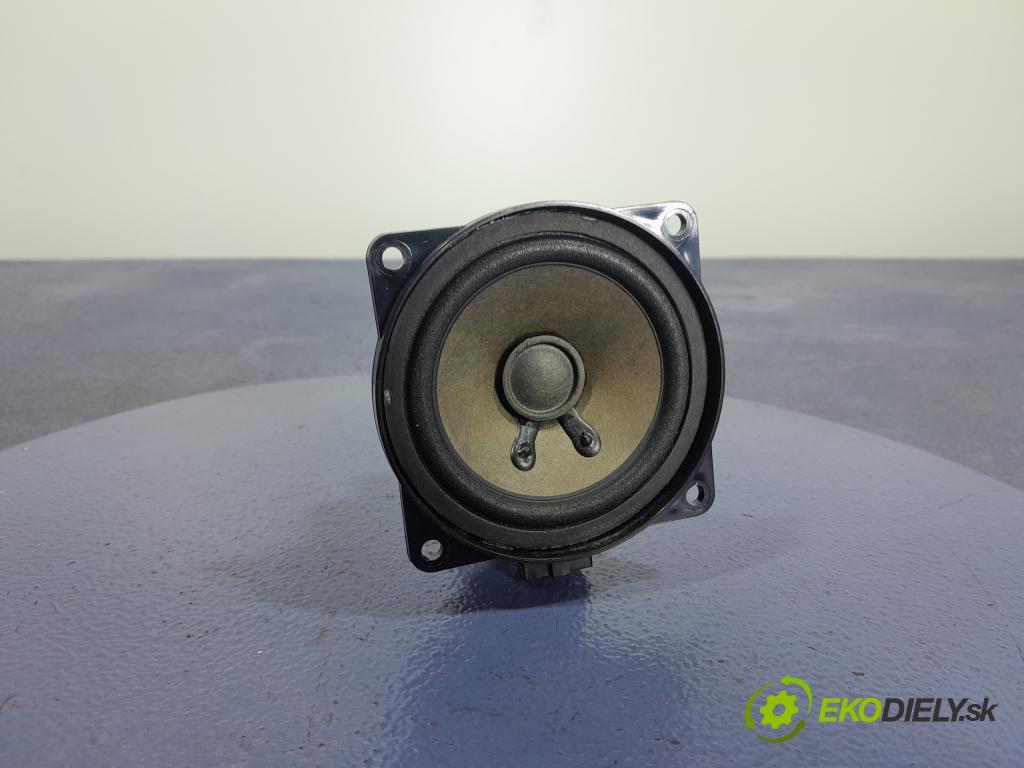 Skoda Superb 2015 Reproduktor / Subwoofer: 3T0035411K
