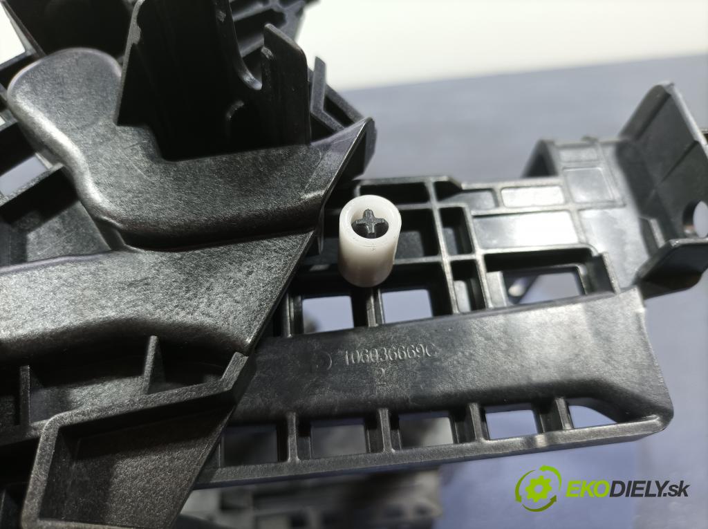 Bmw Seria 3 2022 Radio I Navigácia: 6811443