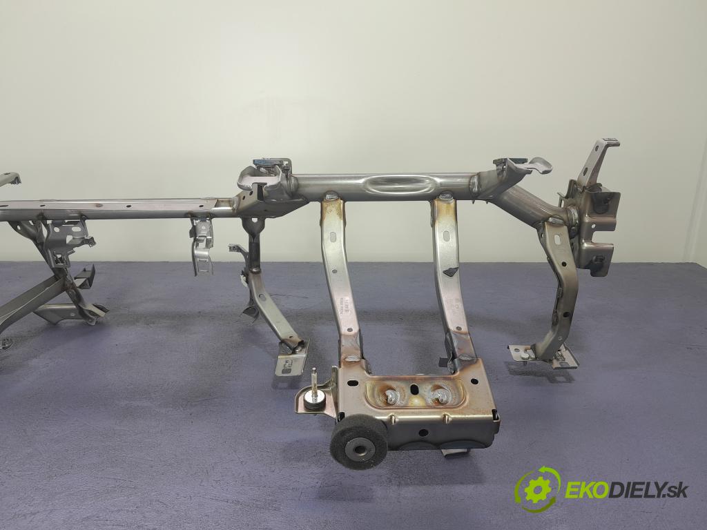 Bmw Seria 3 2022 kokpit,pristrojová doska 6804042