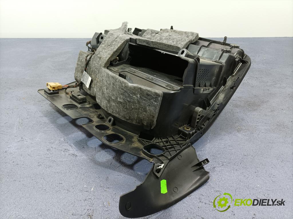 Audi A4 2009 kastlík 8K1857035C