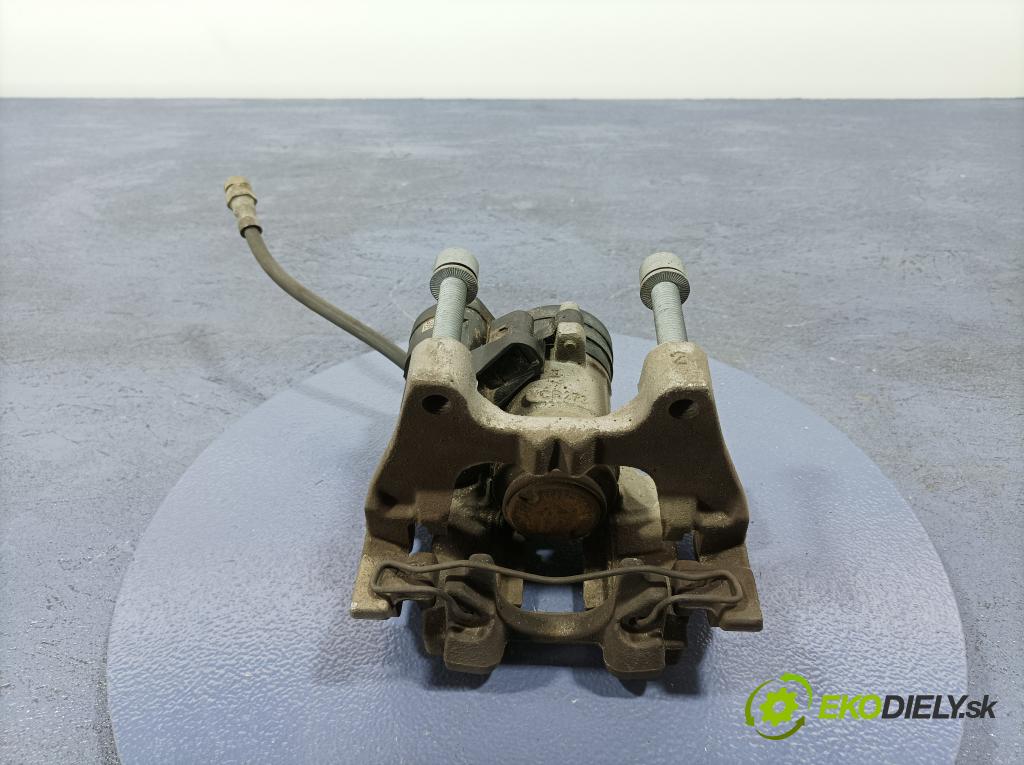 Skoda Kodiaq 2019 brzdič brzdový zad Vľavo: 3Q0615405R