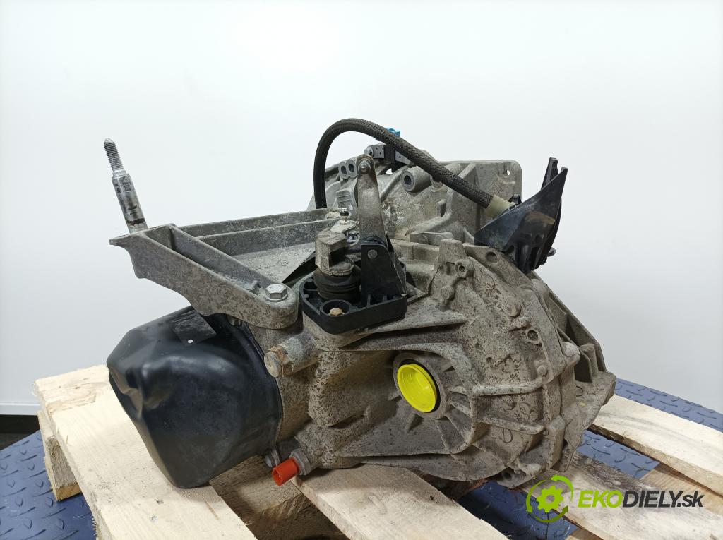Renault Clio 2009 prevodovka Výbava: Manualna JH3176