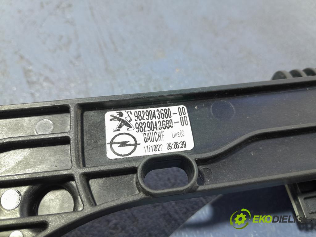Peugeot 208 2022 mechanizmus okna Okná: Predné Vľavo: 9829043680