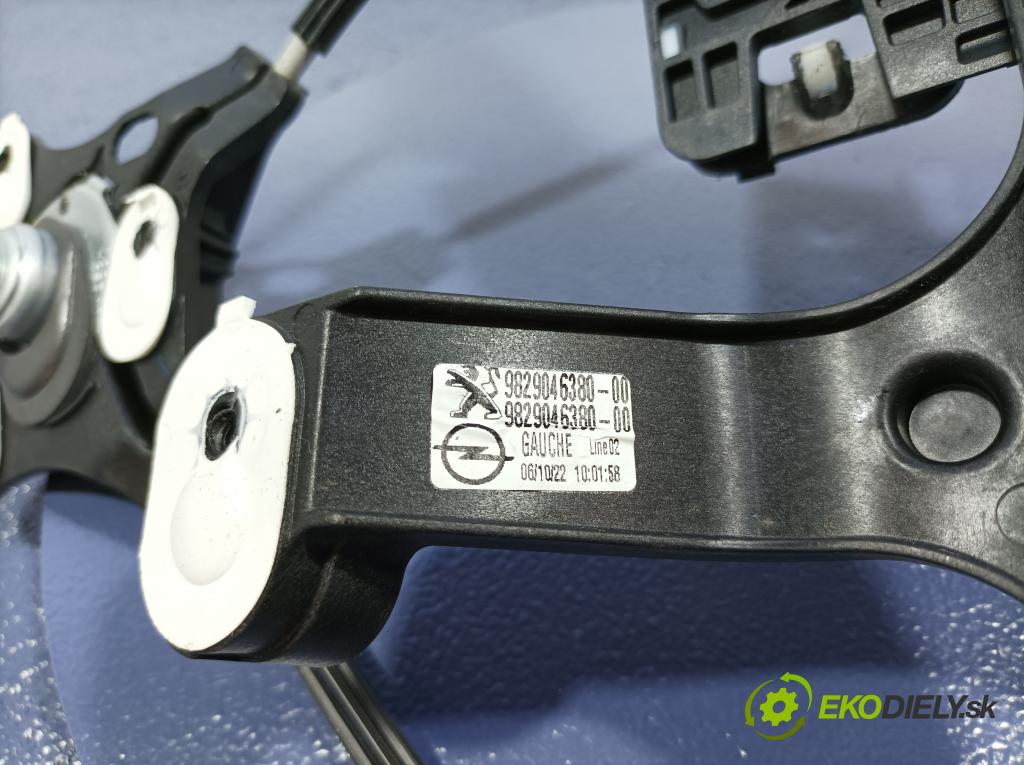 Peugeot 208 2022 mechanismus stahování Sklenka: Zad: Levý: 9829046380