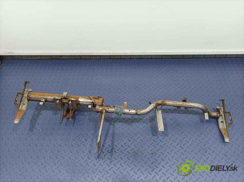 Vw Amarok 2016 kokpit,pristrojová doska 01